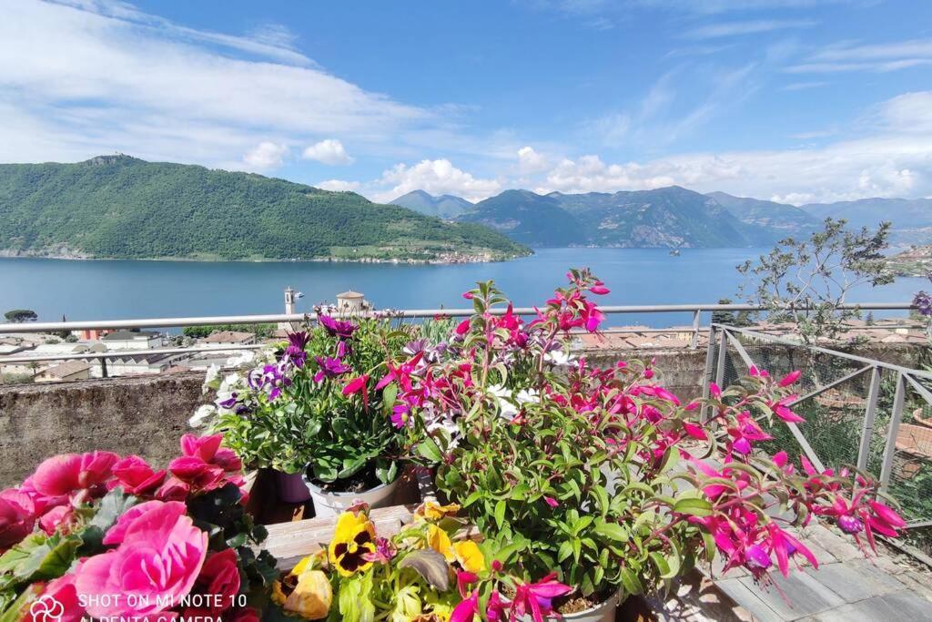 Gioiello Sul Lago D'Iseo Сале-Маразіно Екстер'єр фото